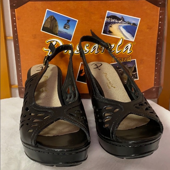 Passarela Brazil Black Wedge Sandals Sz 9 - Picture 2 of 5
